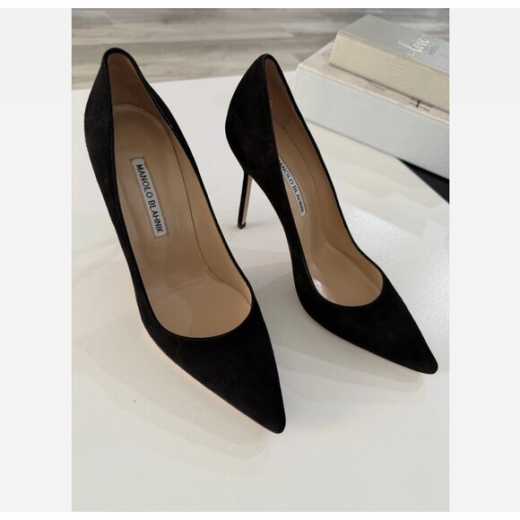 Manolo Blahnik BB Classic Black Velvet Pointed Toe Pump Shoes Size / 38 US - Picture 1 of 10